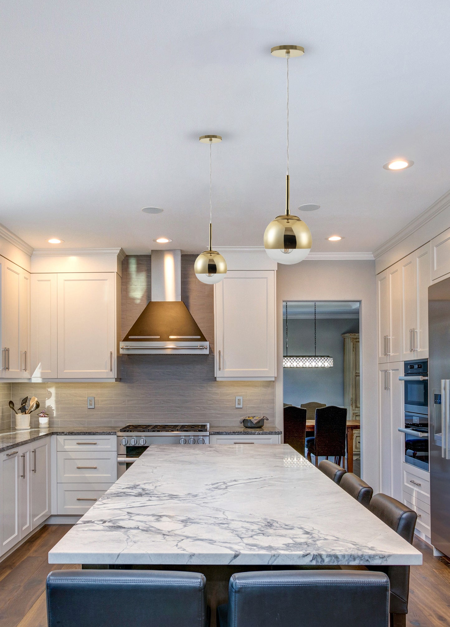 Thatcher 9" Wide Mini Pendant